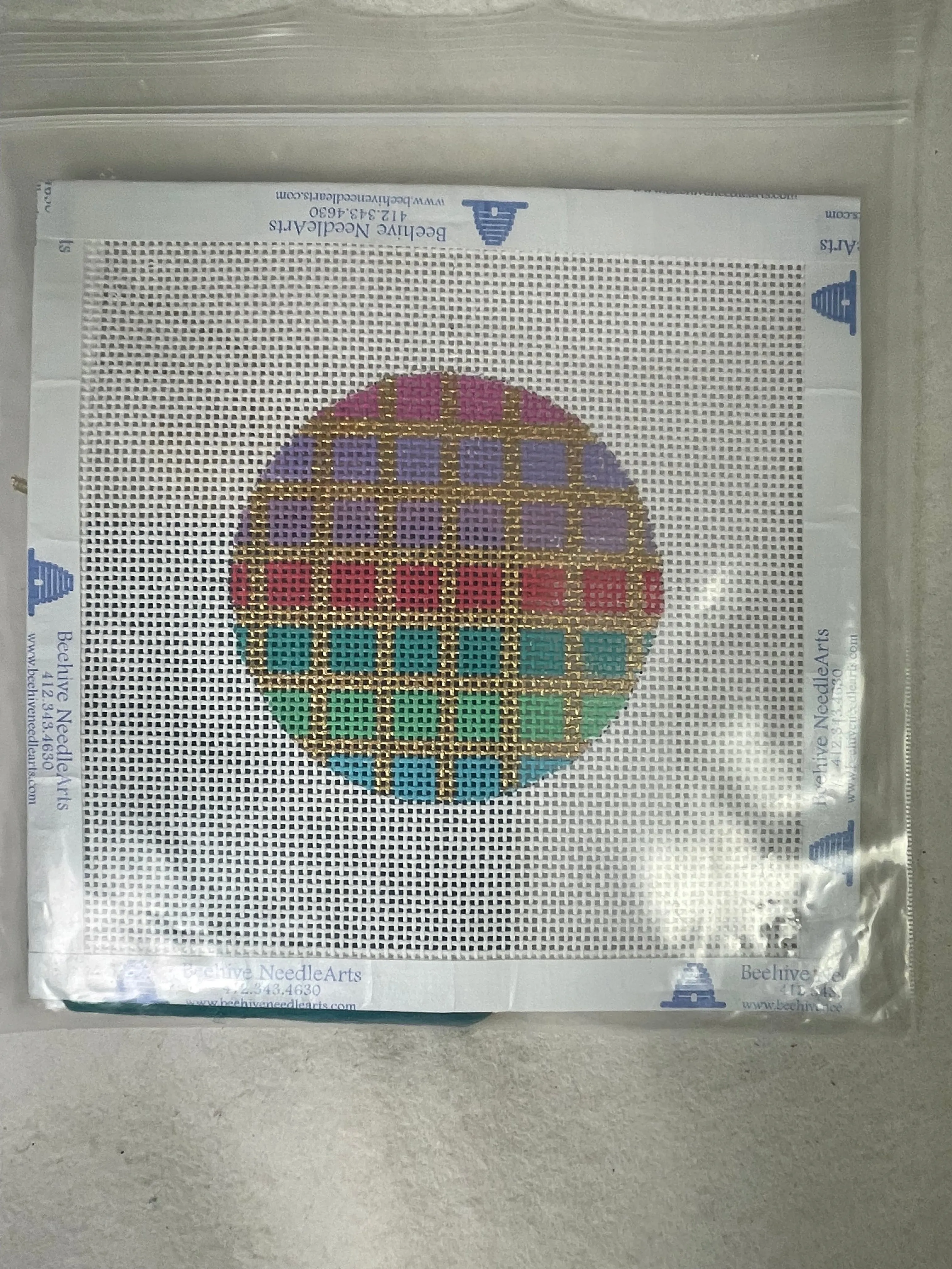 * SALE / Marlene Makes It Fun 001 Colorful Squares w/ Ornament Round