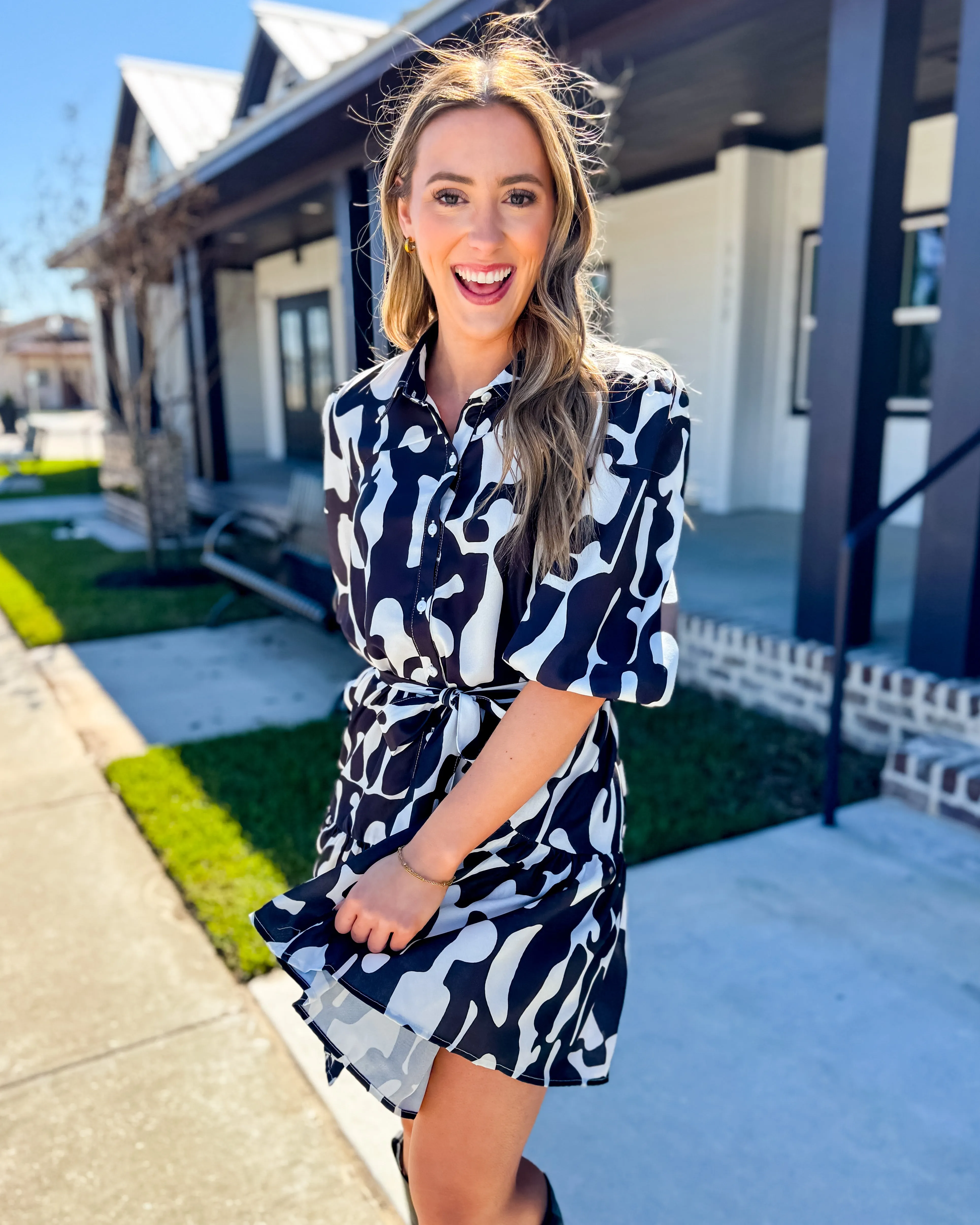Abstract Print Collared Dress in Black Mix