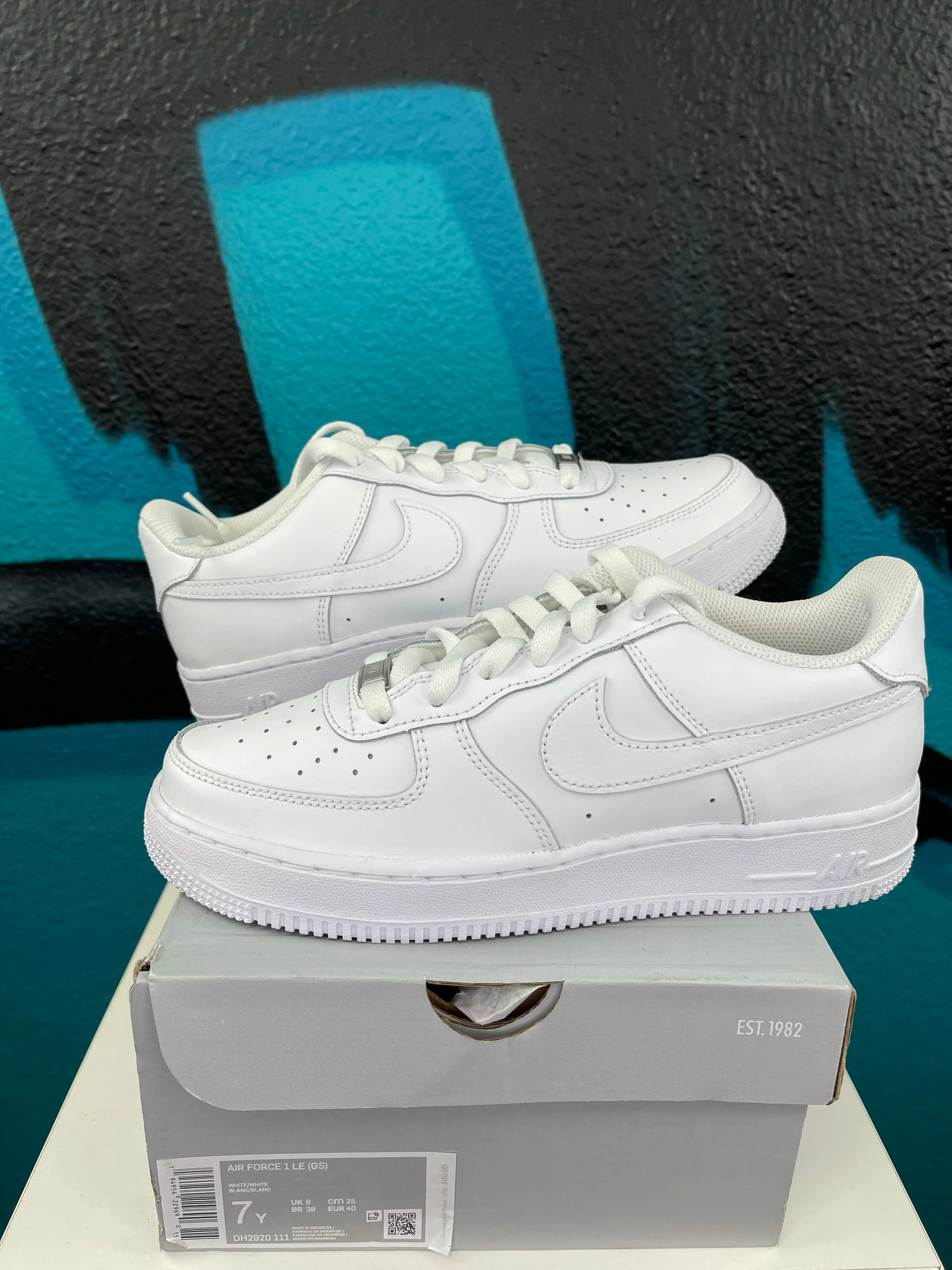 Air Force 1 LE GS 'Triple White'