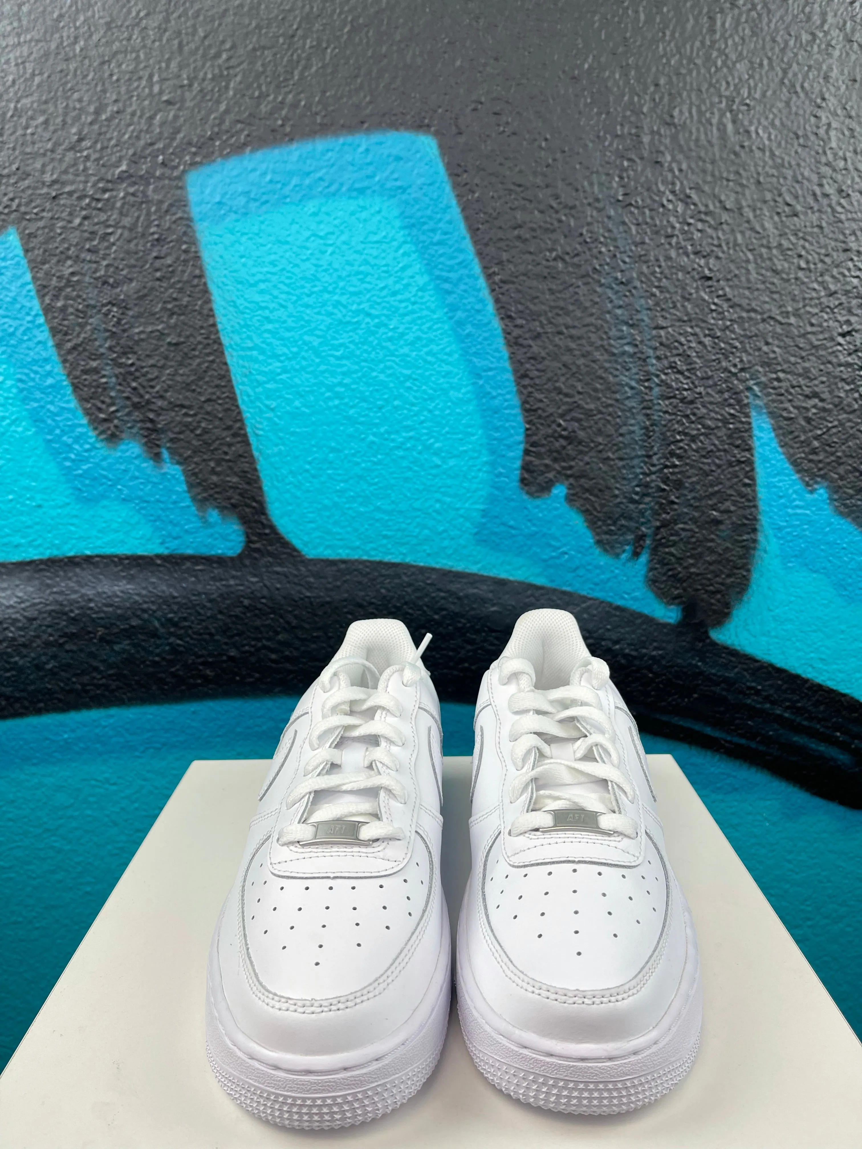 Air Force 1 LE GS 'Triple White'