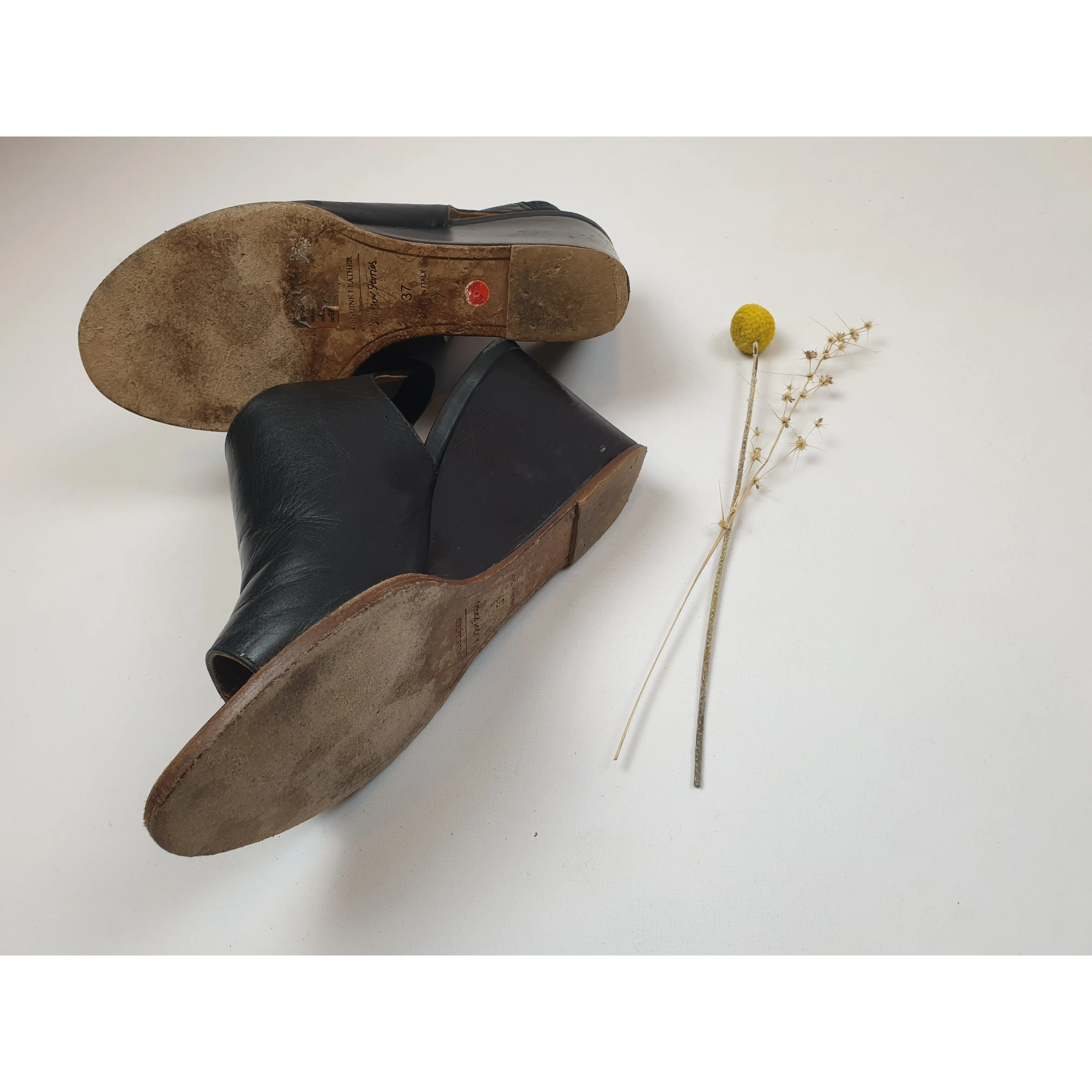 & Other Stories black leather wedge style slingbacks shoes size 37