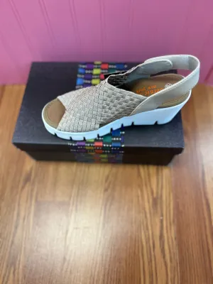 Beatrice Sandal by Bernie Mev