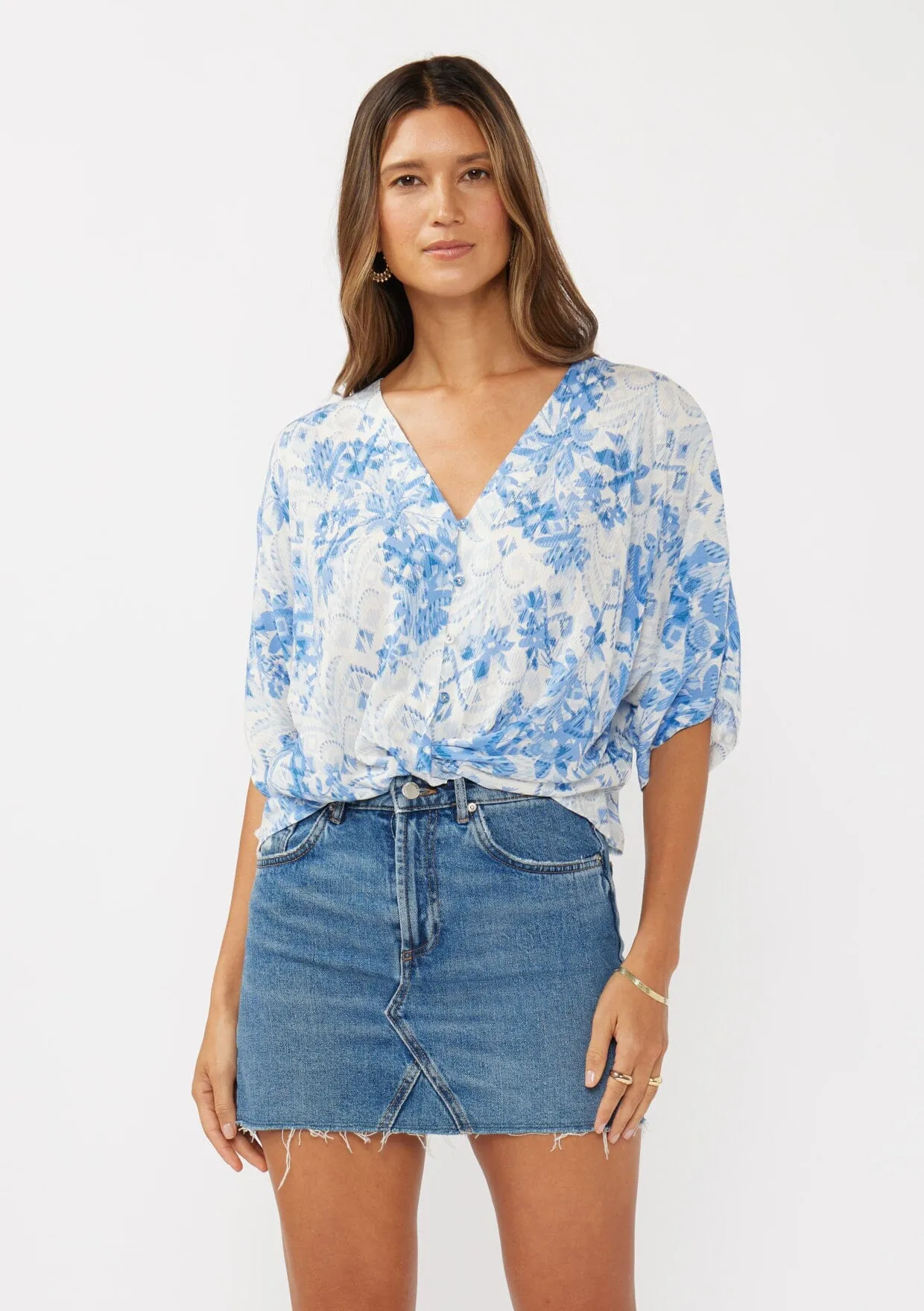 Beyond Moments Twist Front Top