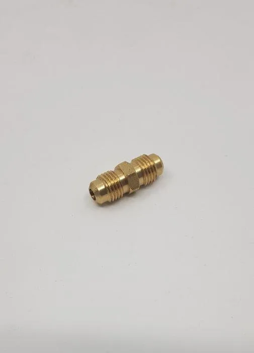 Brass Gas fitting 1-4 Flare Double Union for 1-4 Flare 01-1703