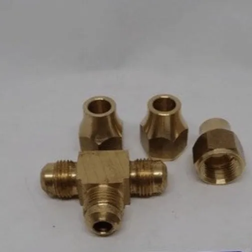 Brass Gas fitting 3-8 Flare Three Way Tee for 3-8 Copper Pipe with Flare Nuts 03-2353