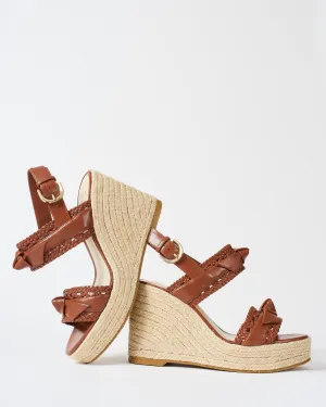clarita tresse wedge