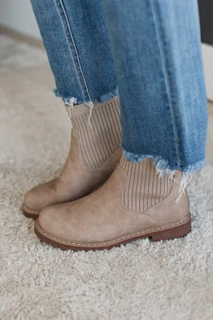 Corky's Cabin Fever Boots- Camel