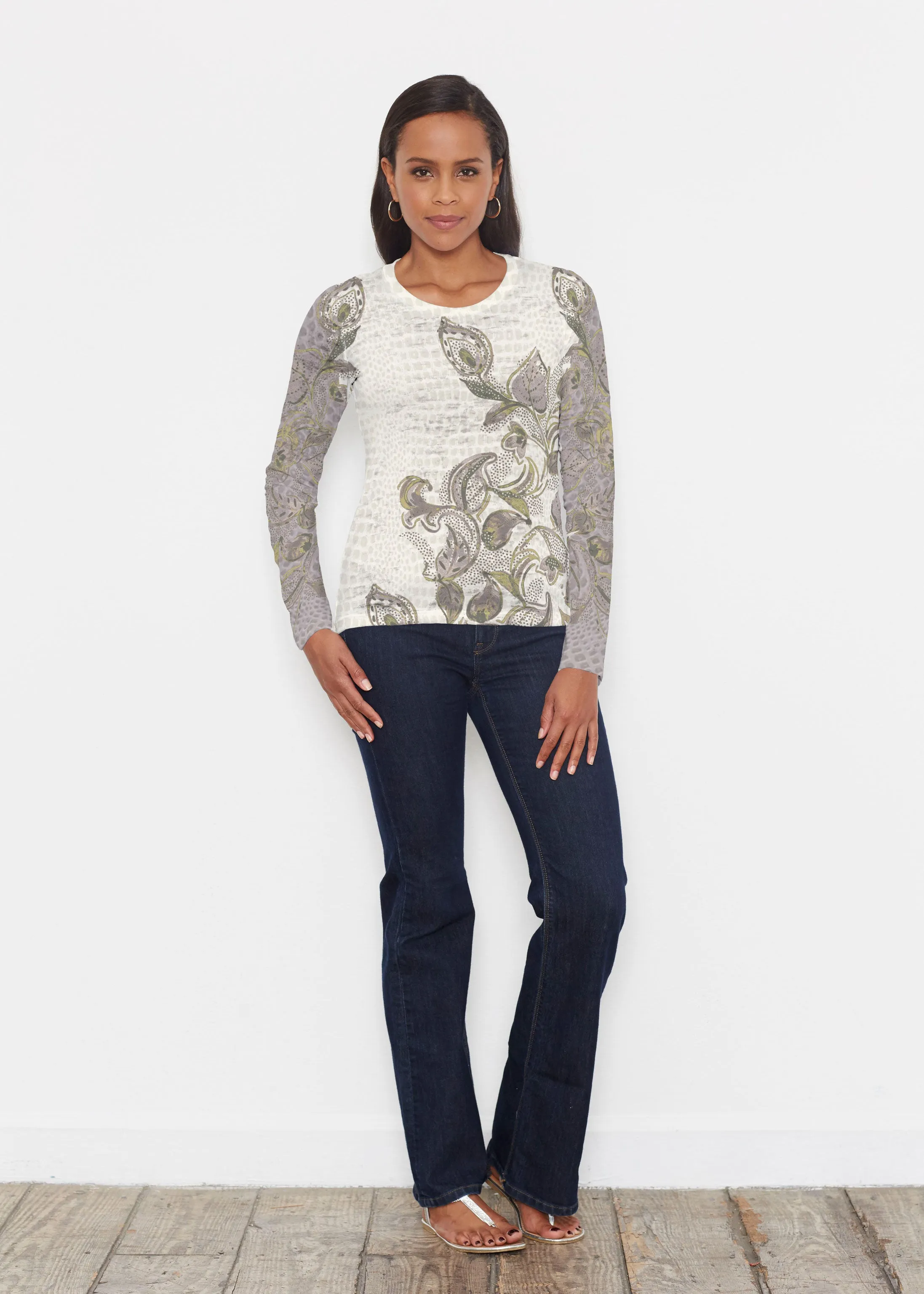 Crocodile Vine (8066) ~ Signature Long Sleeve Crew Shirt