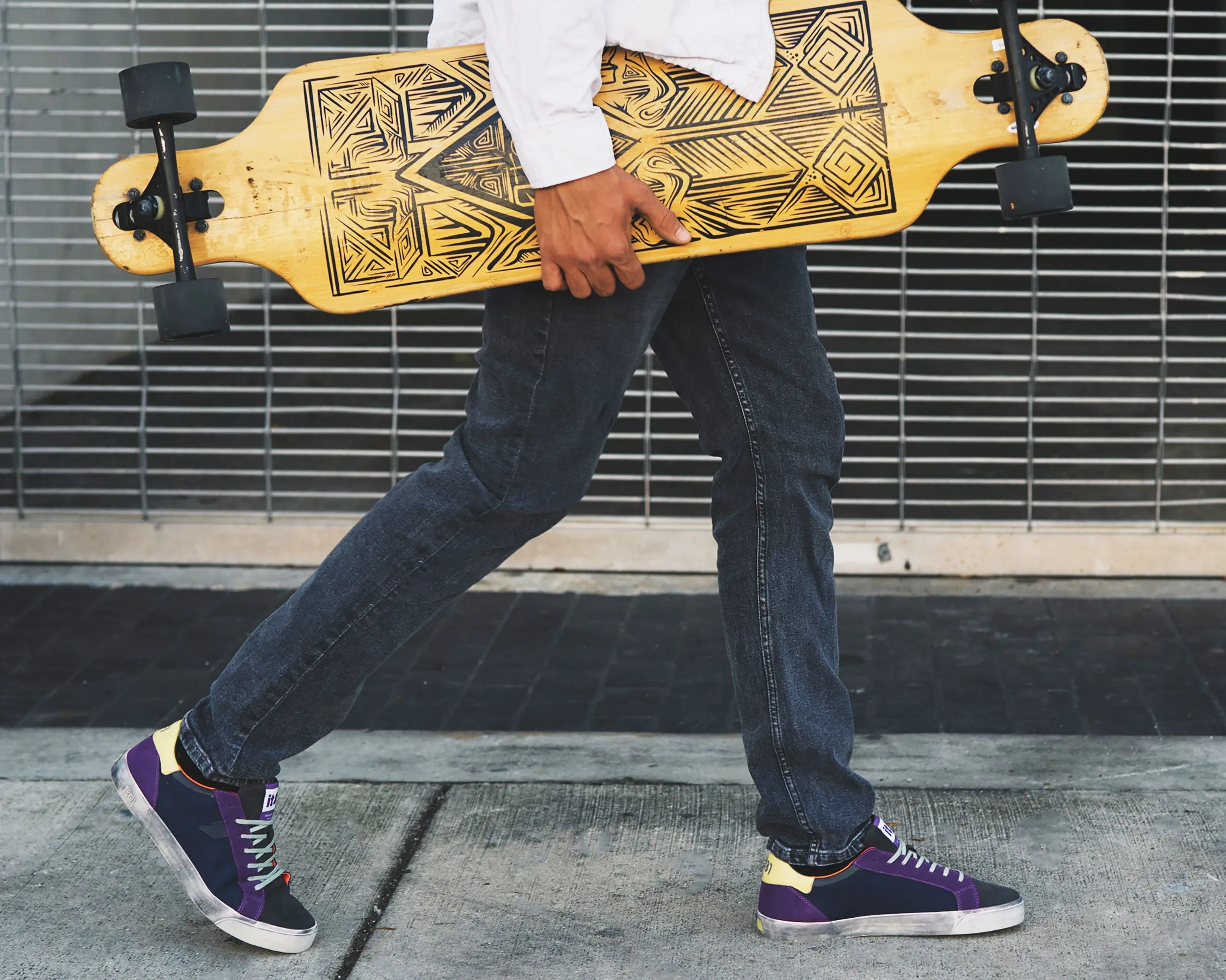 Cyber Blue & Purple Low-top