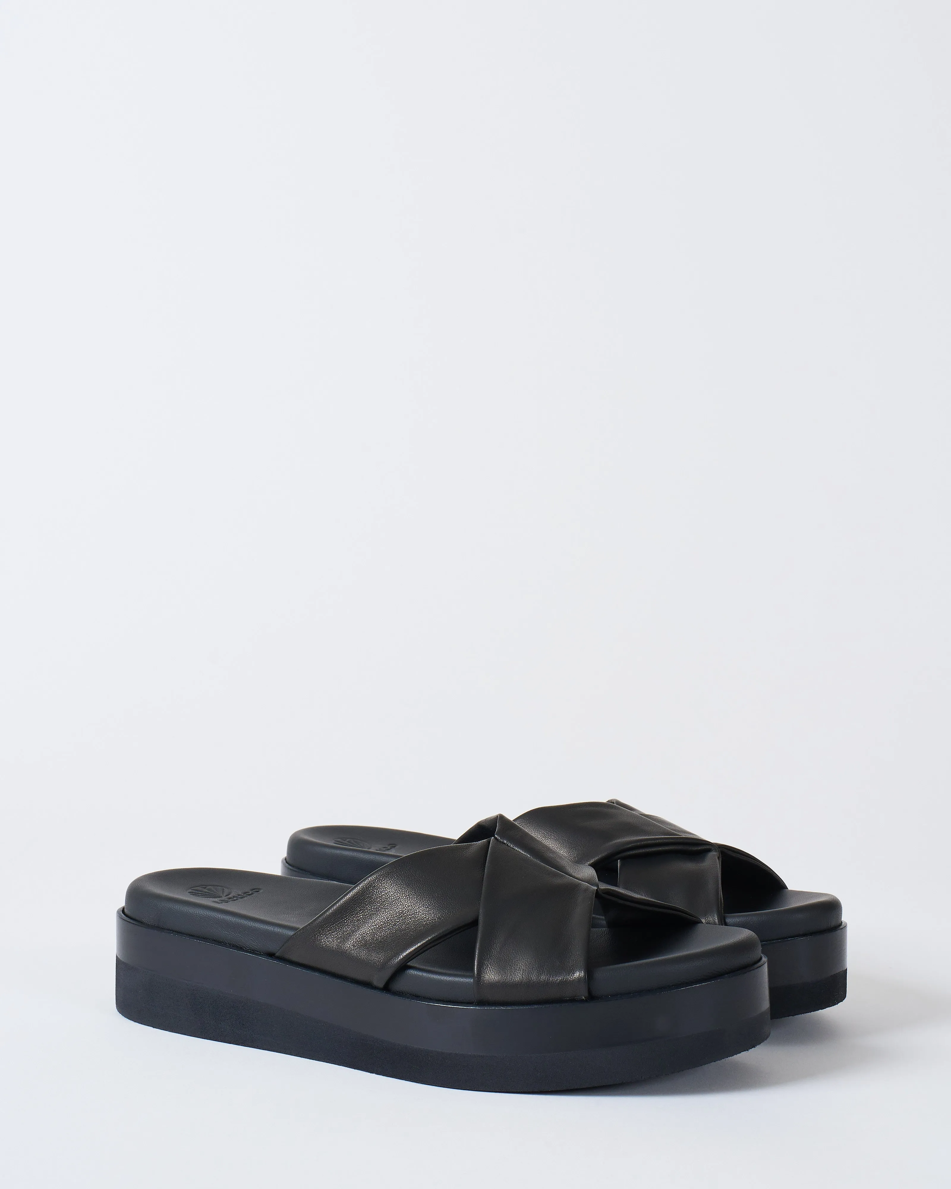dot wedge