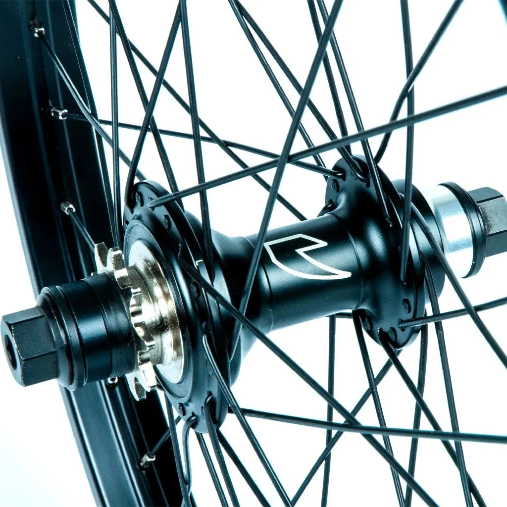 DYNAMICS RHD CASSETTE WHEEL - BLACK WITH SILVER SPOKE NIPPLES