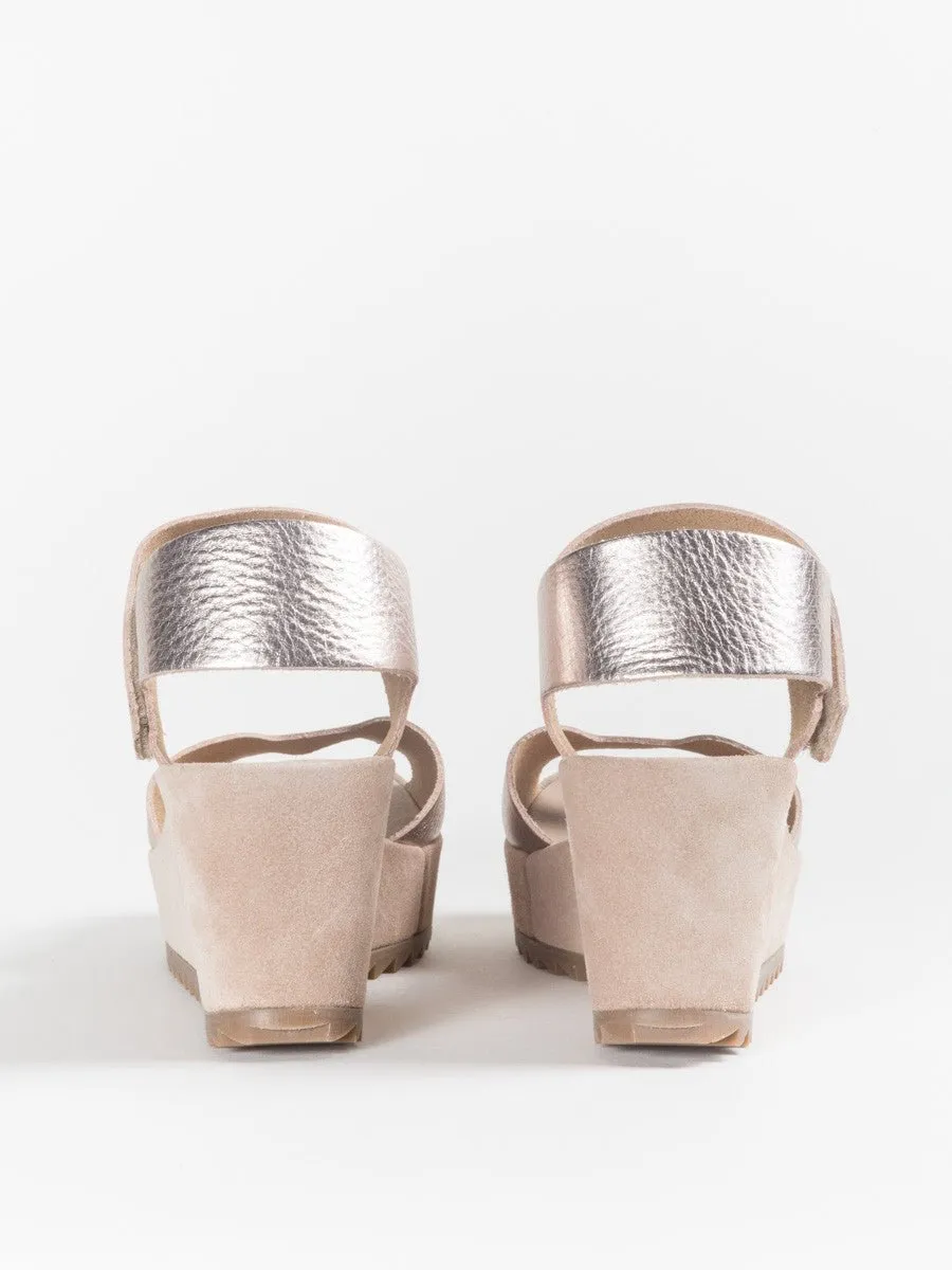 fama wedge