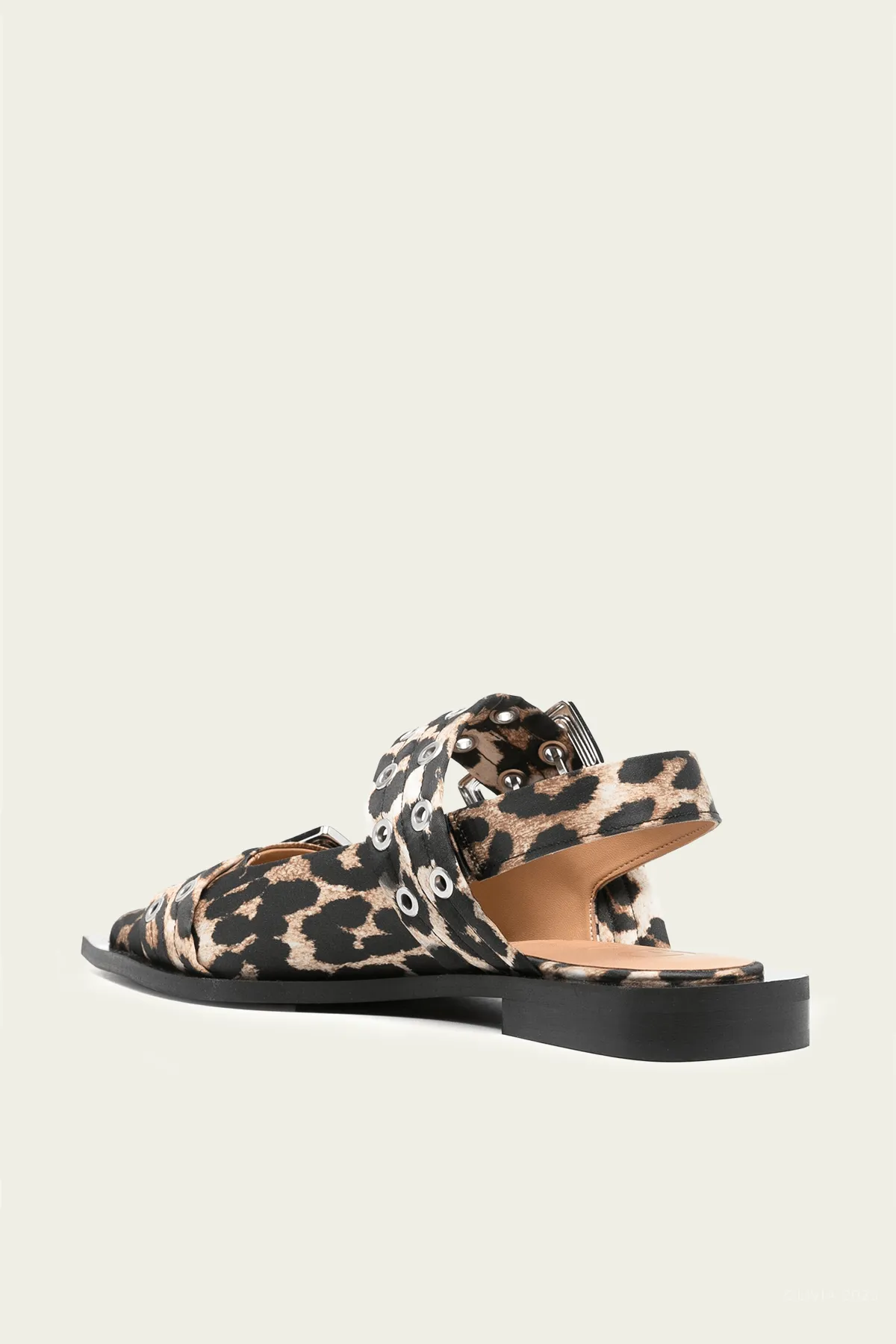 Feminine Buckle Ballerina Satin Print in Leopard
