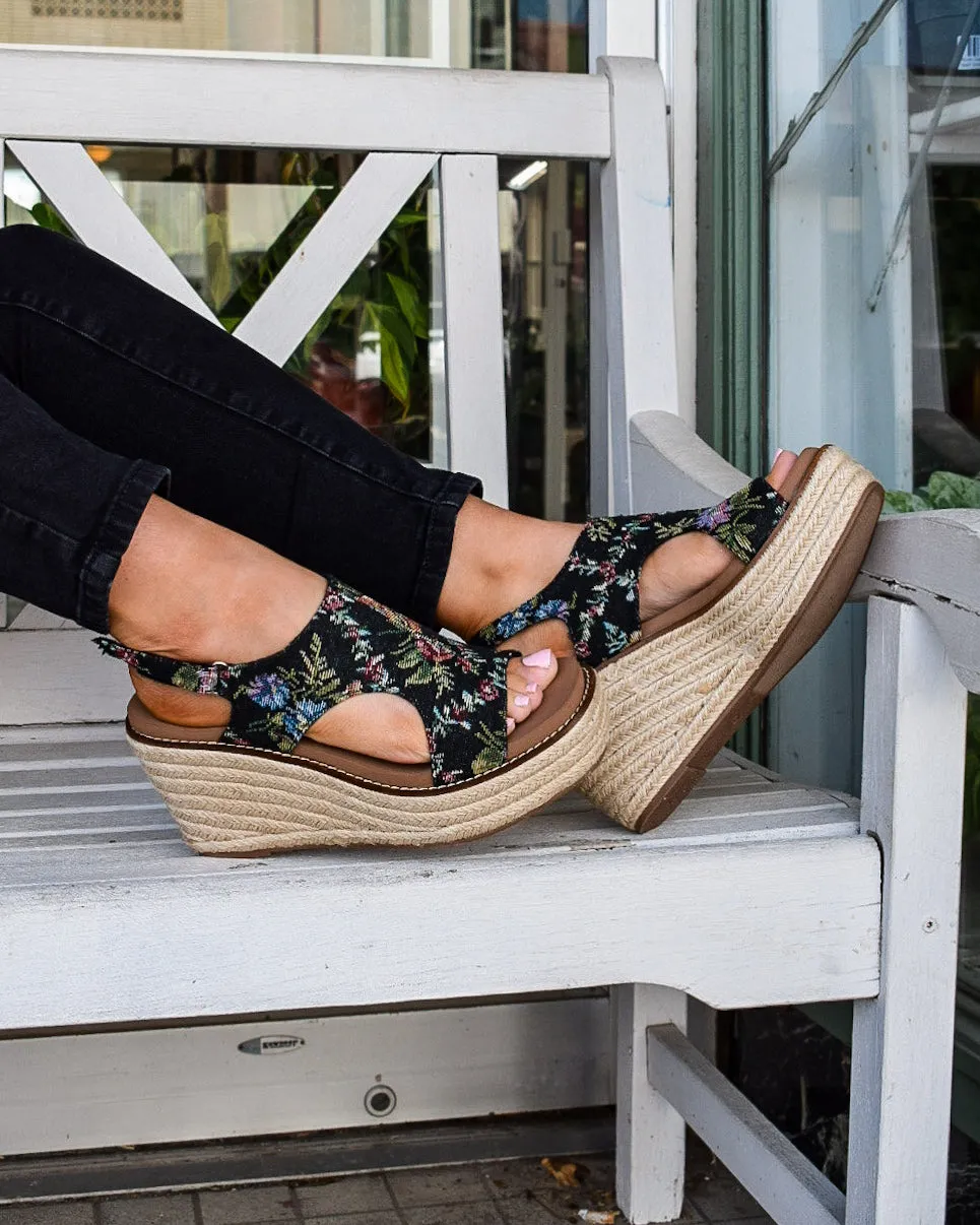 FREDDIE BY CORKYS - BLACK BROCADE