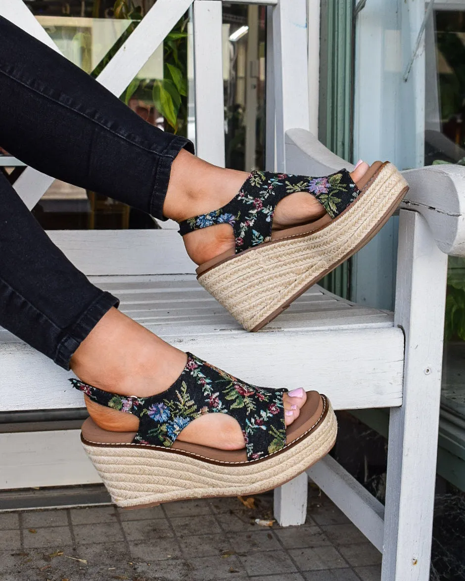 FREDDIE BY CORKYS - BLACK BROCADE