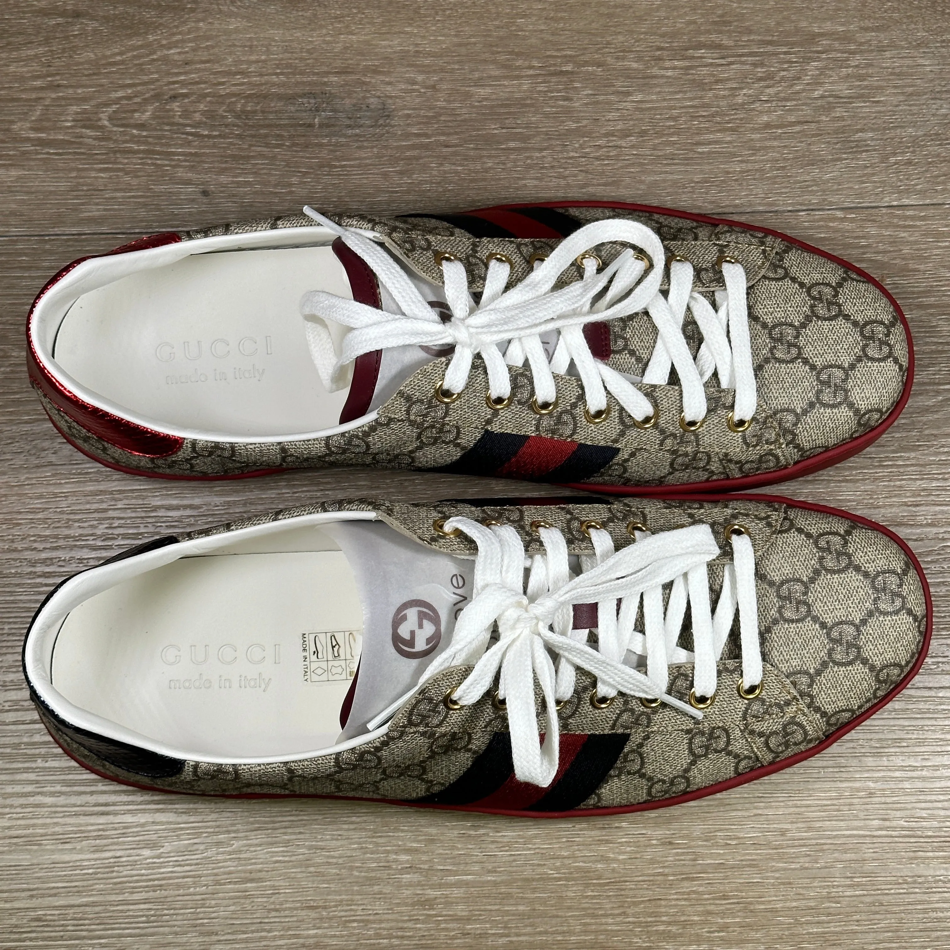 Gucci Ace GG  Supreme Canvas - Red - Size 11