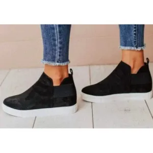 Hidden wedge sneaker