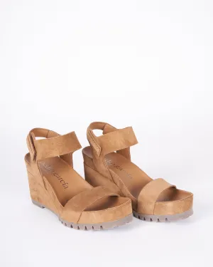 josette wedge - cigar castoro