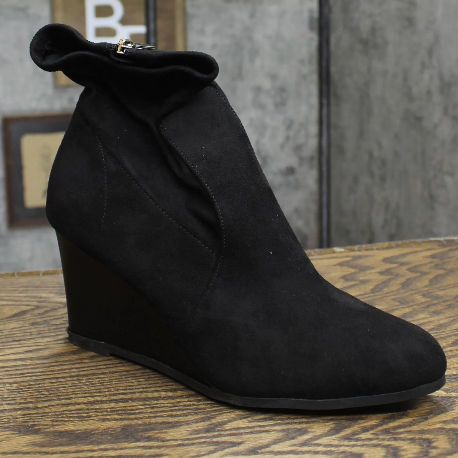 Journee Collection Women's Hepburn Wedge Bootie Shoes HEPBURN-BOOTIES Black 12M