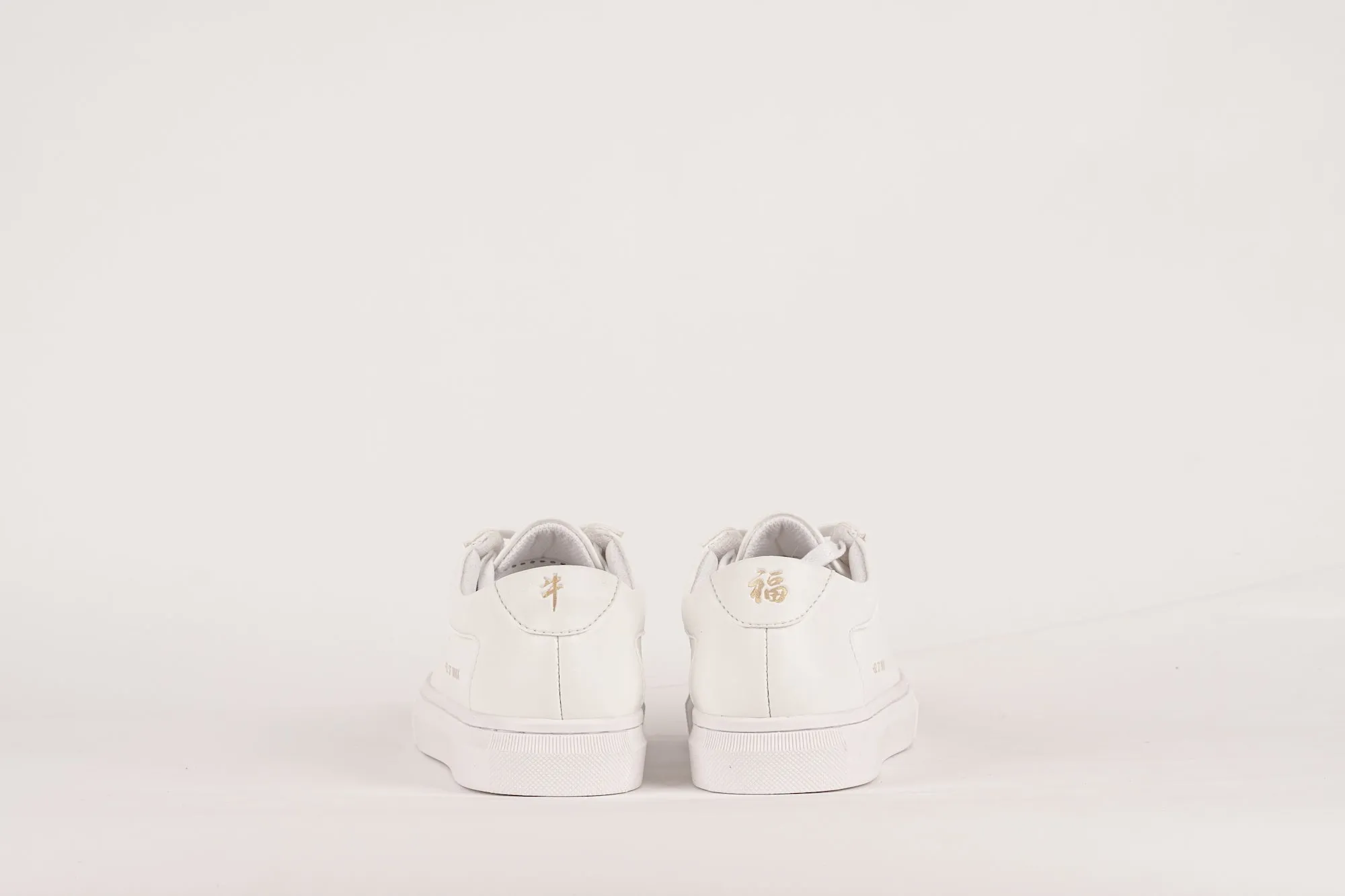 LAH-01 CNY | TRIPLE WHITE | WOMEN [LIMITED EDITION]