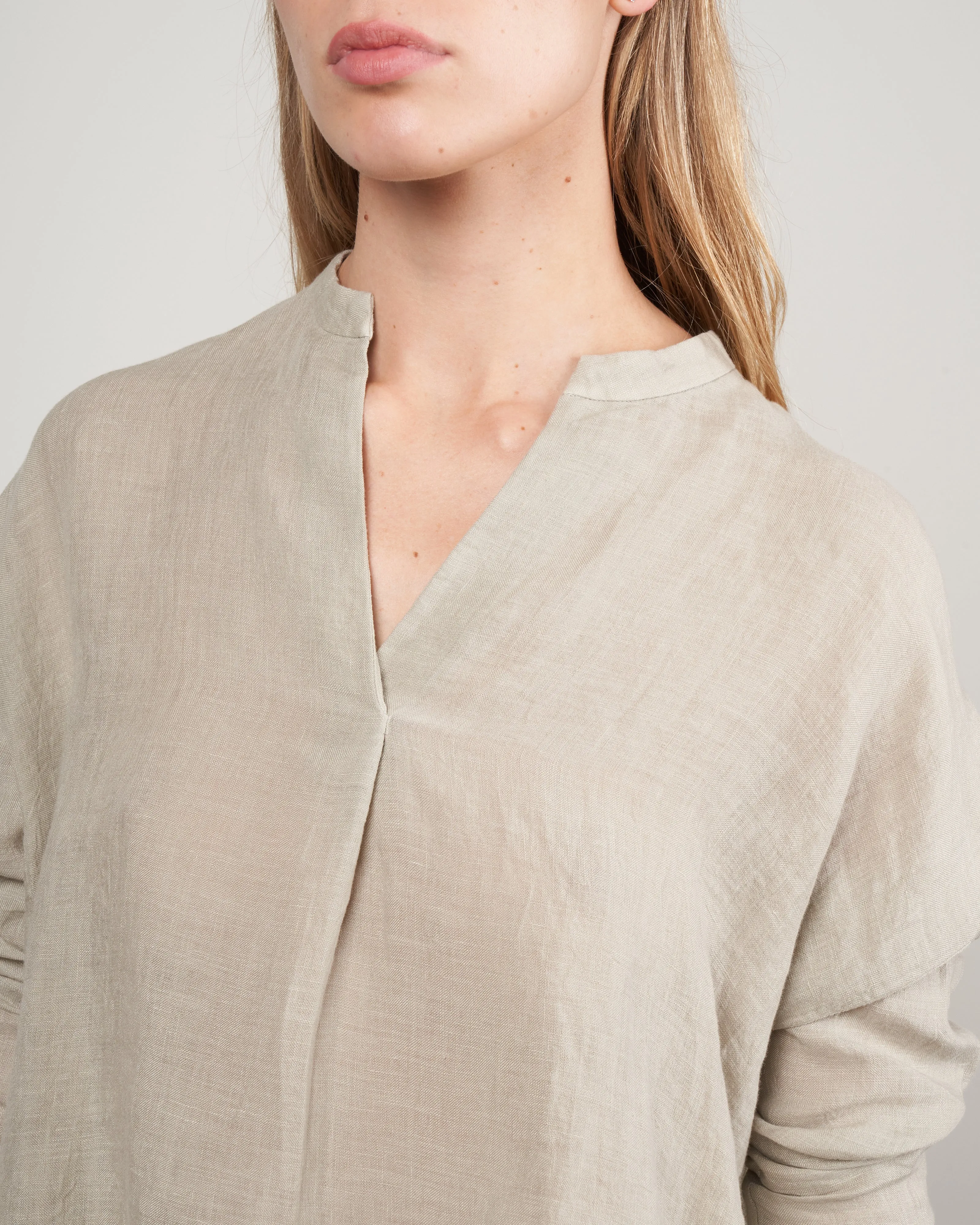 linen pullover - sage 52