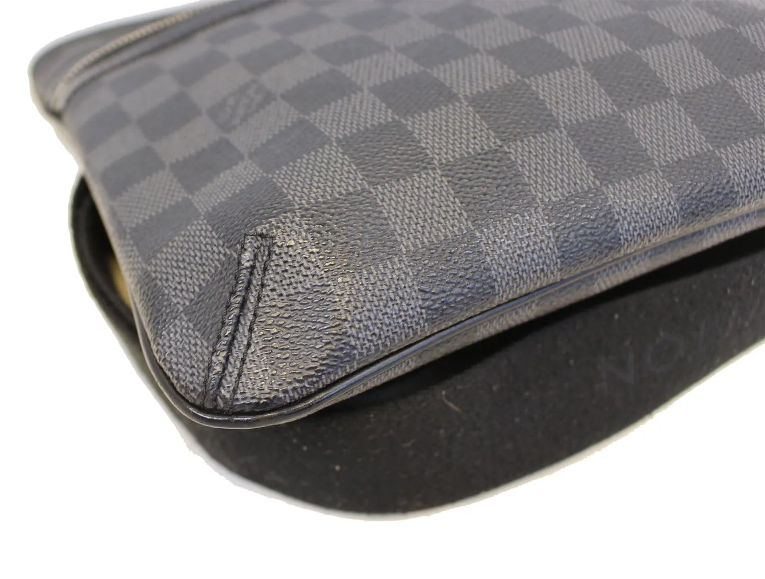 LOUIS VUITTON Damier Graphite Pochette Bosphore Crossbody Bag