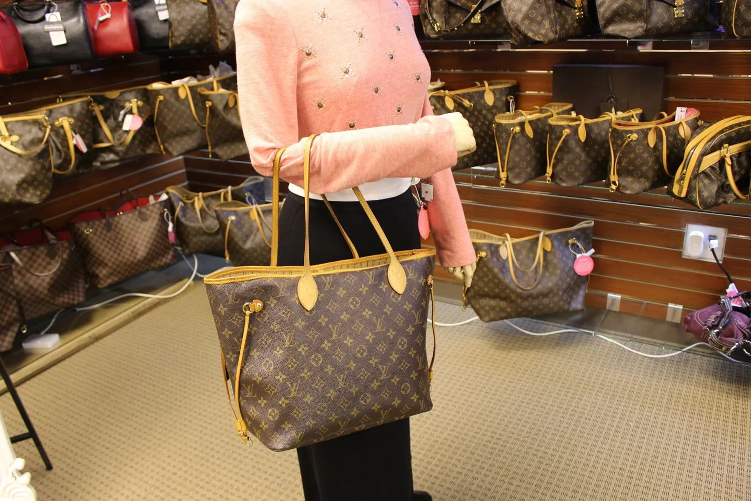LOUIS VUITTON Neverfull MM Monogram Canvas Tote Bag