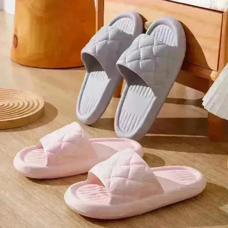 New Rhombus Home Slippers Summer Non-slip Floor Bathroom Slipper Lightweight Simple House Shoes For Women Men