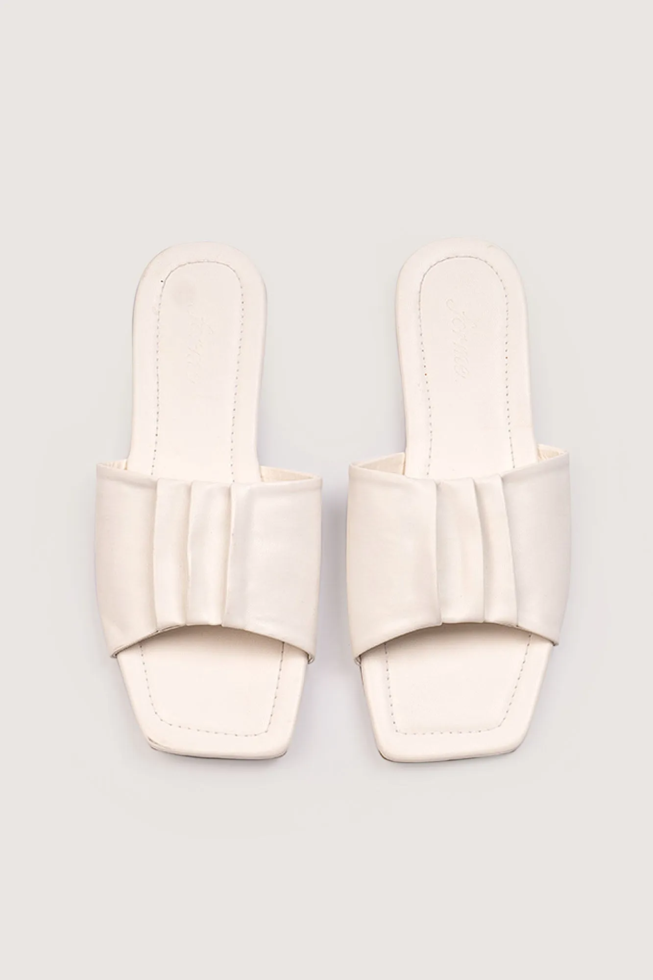 Pleated Band Square Toe Sandals