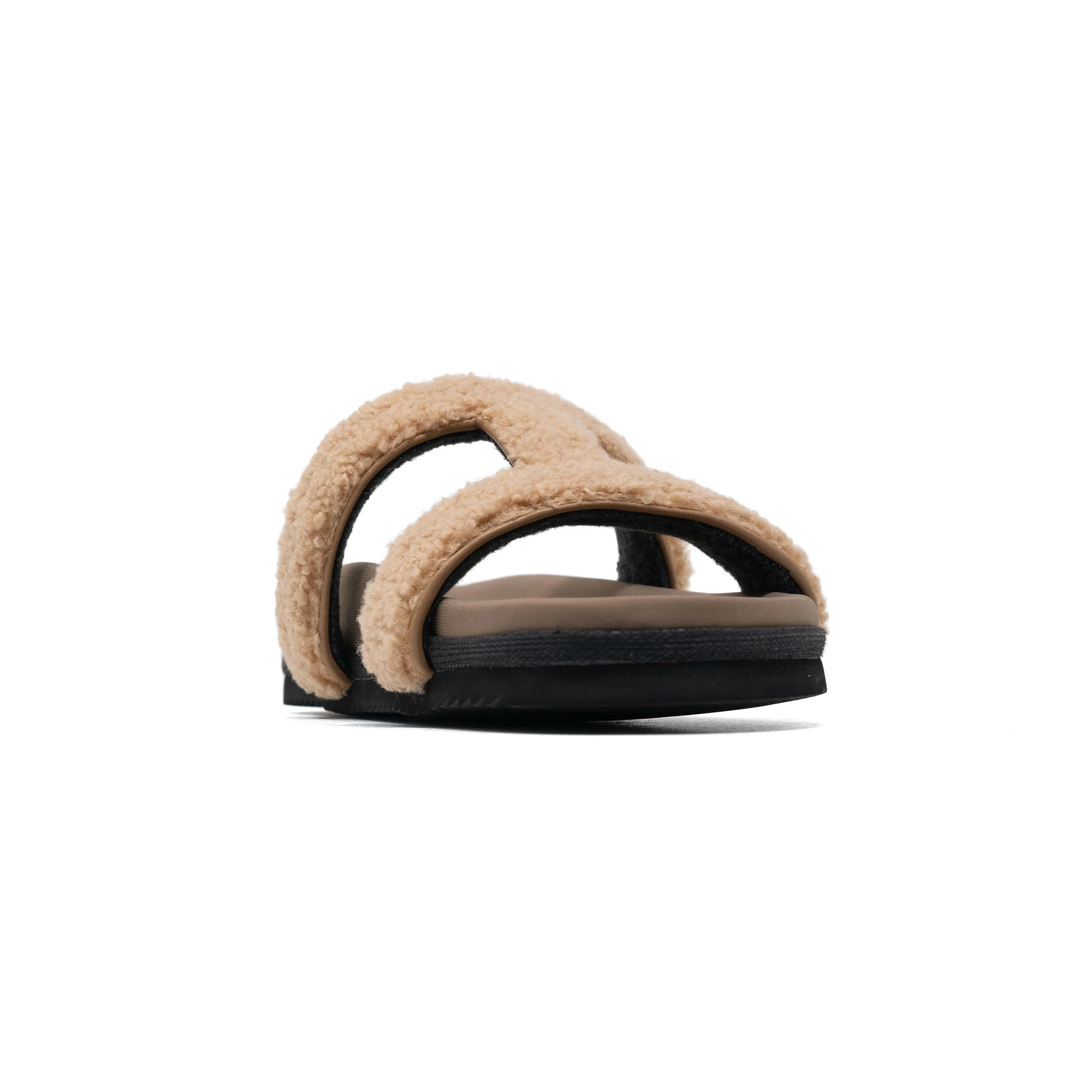 ROAM FUZZY CUFFS SANDAL BEIGE FAUX SHEARLING