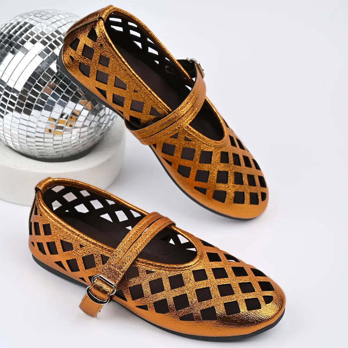 Round Toe Flats Slip-Ons