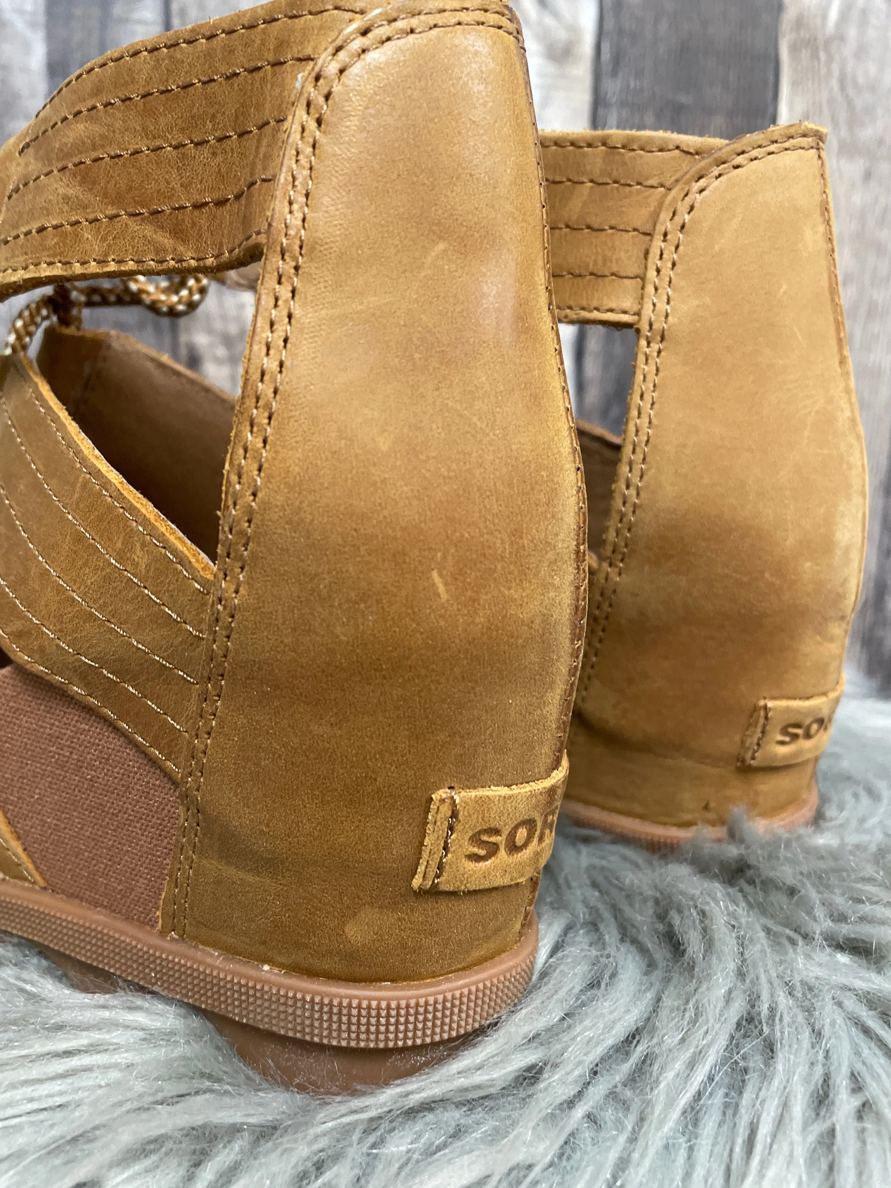 Sandals Heels Wedge By Sorel In Brown, Size: 7.5