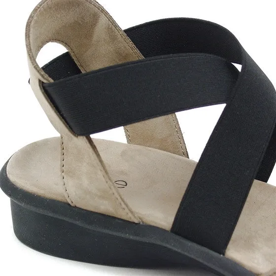 Satia - Sand