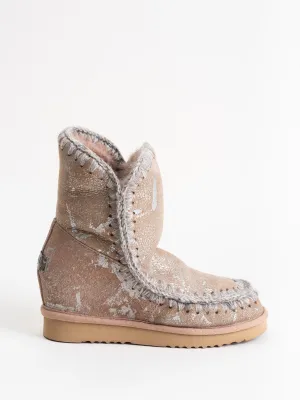 short inner wedge boot