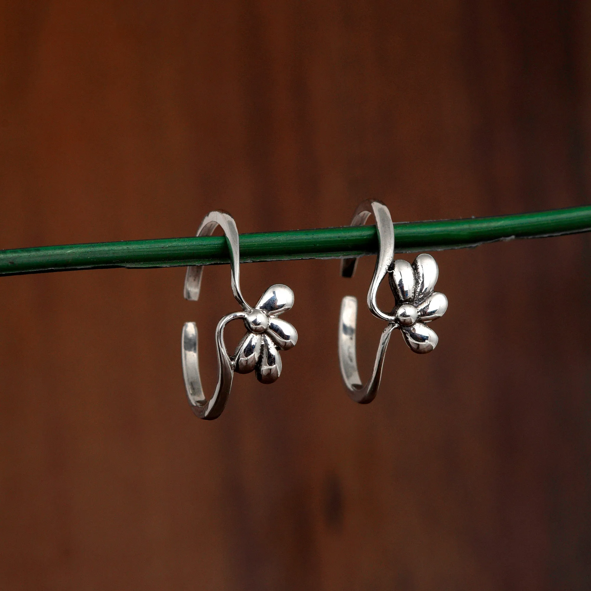 Sterling Silver Adjustable Plain Floral Toe Ring