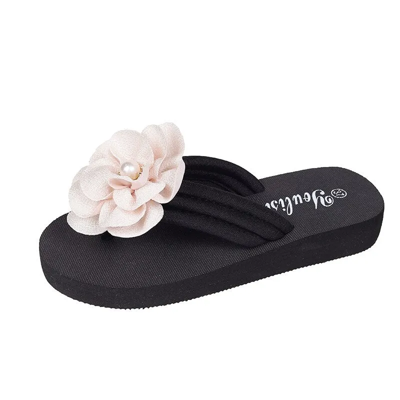 Summer Beach Style Thong Slippers for Women with Flower and Pearl