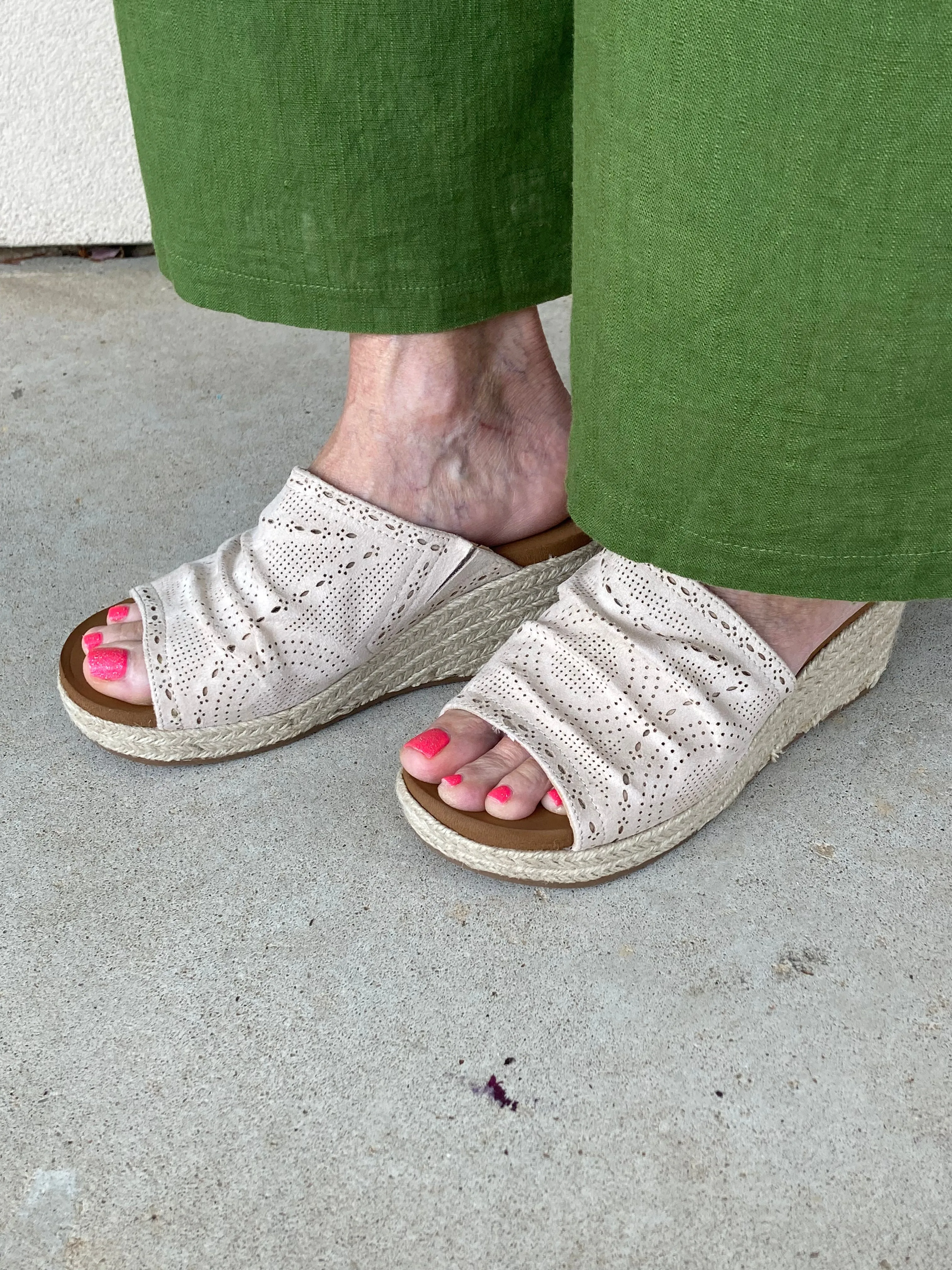 The Marie Wedge