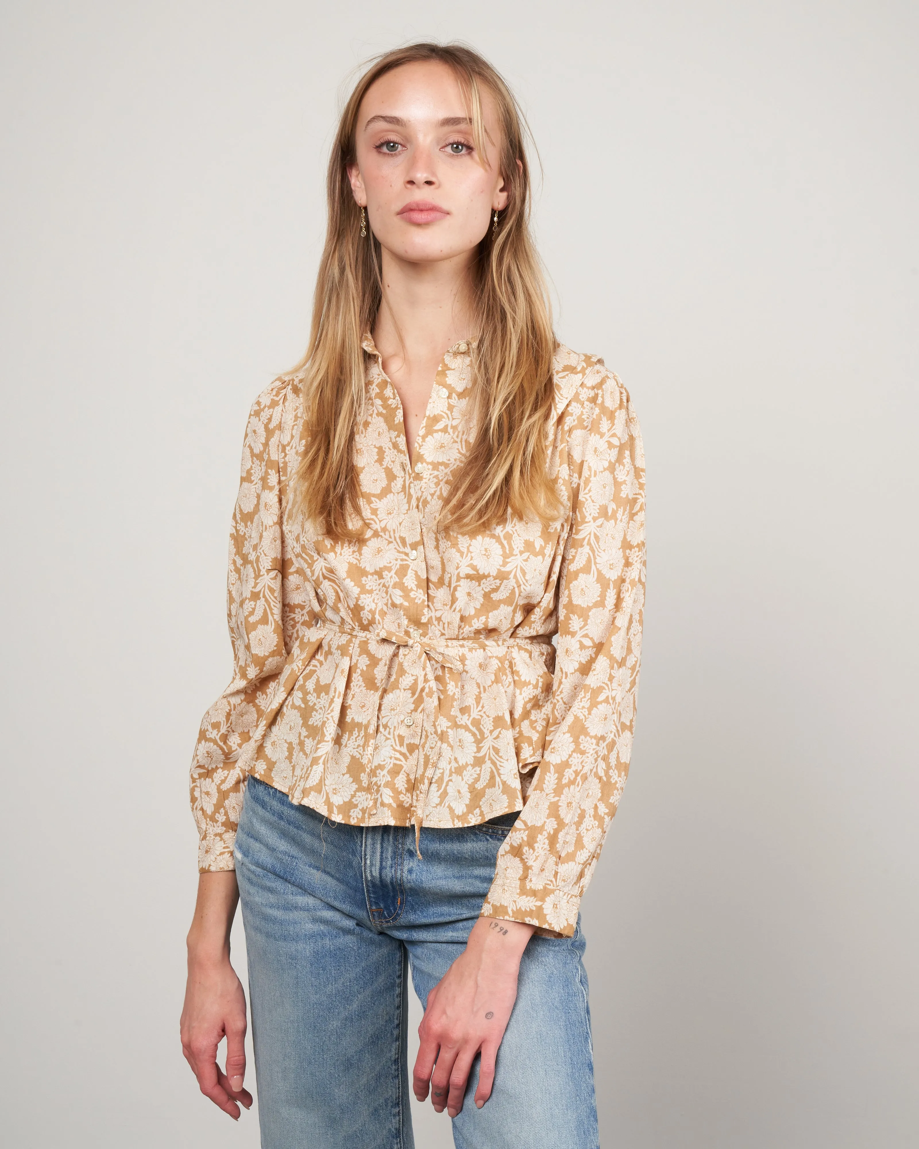 the stream top - oat wild brush floral