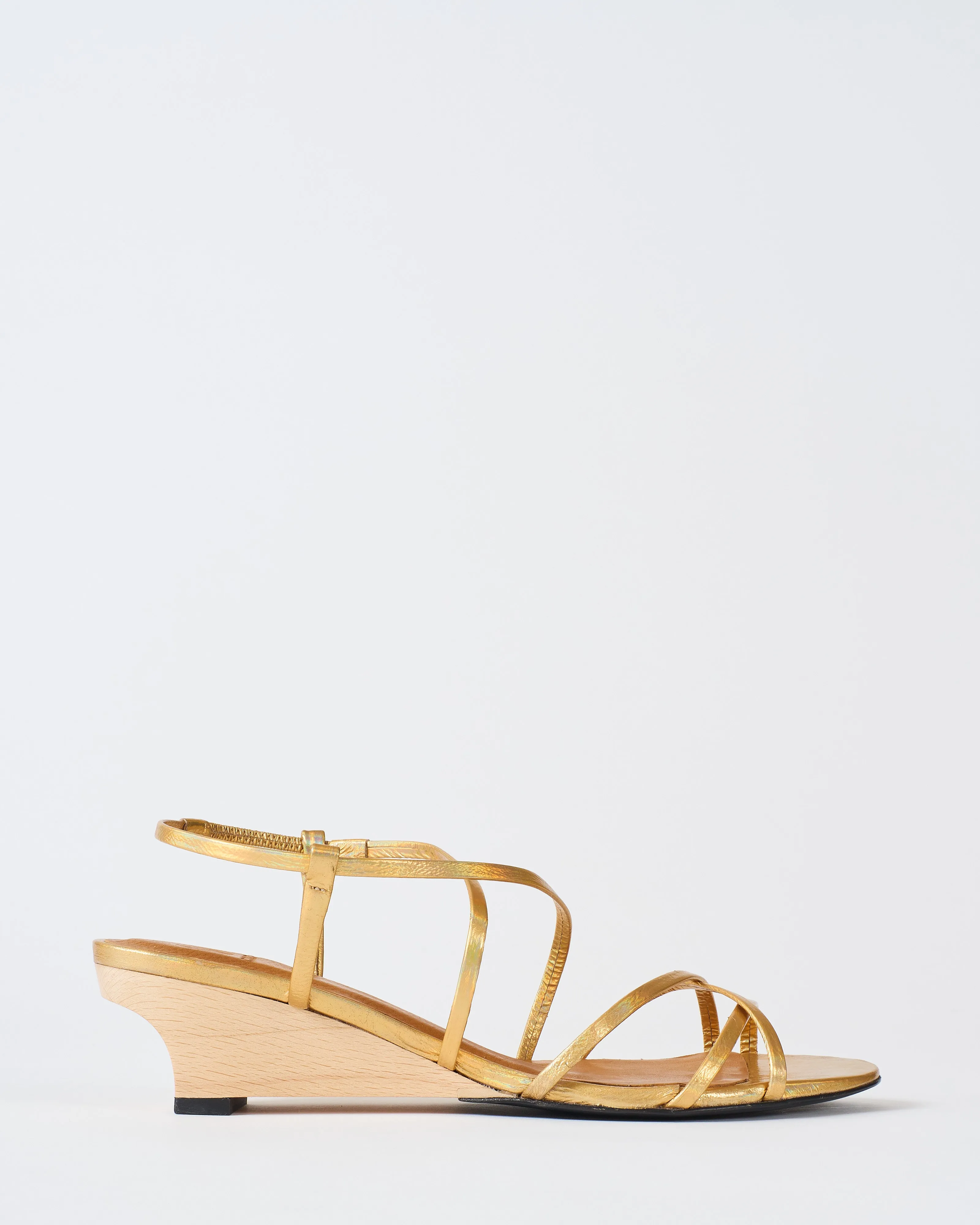 vain demi wedge