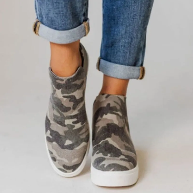Women's Multicolor&Leopard Hidden Wedge Sneaker