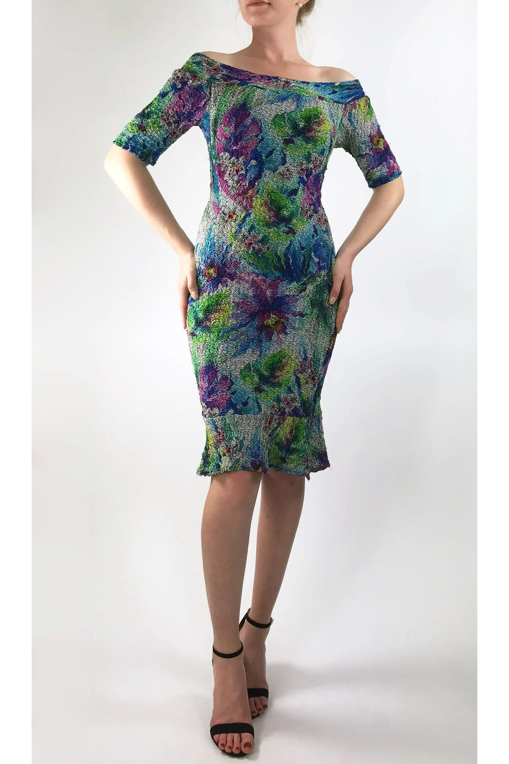 YULIA-A Off Shoulder Short Sleeve Fitted Puckered Print Dress