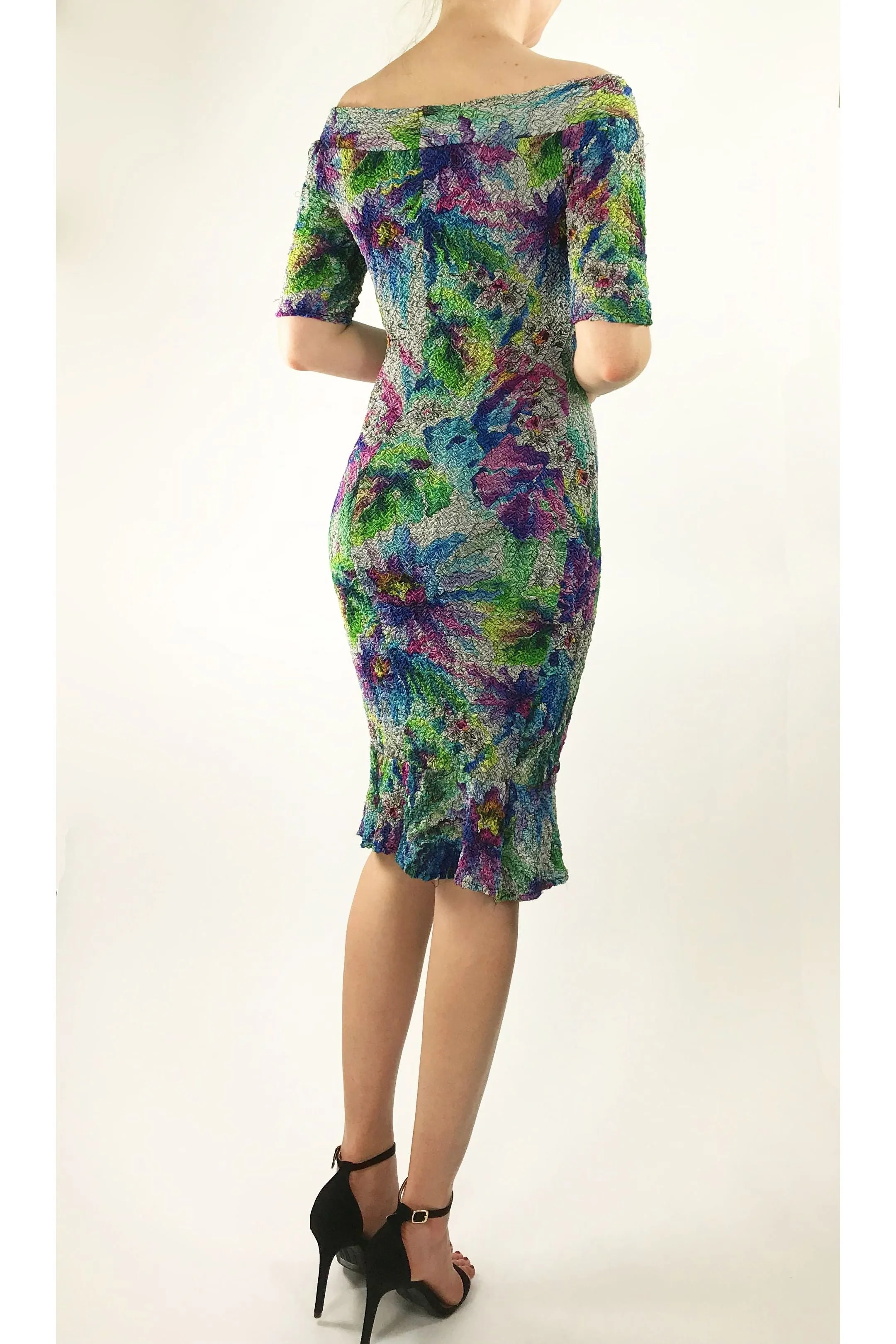 YULIA-A Off Shoulder Short Sleeve Fitted Puckered Print Dress